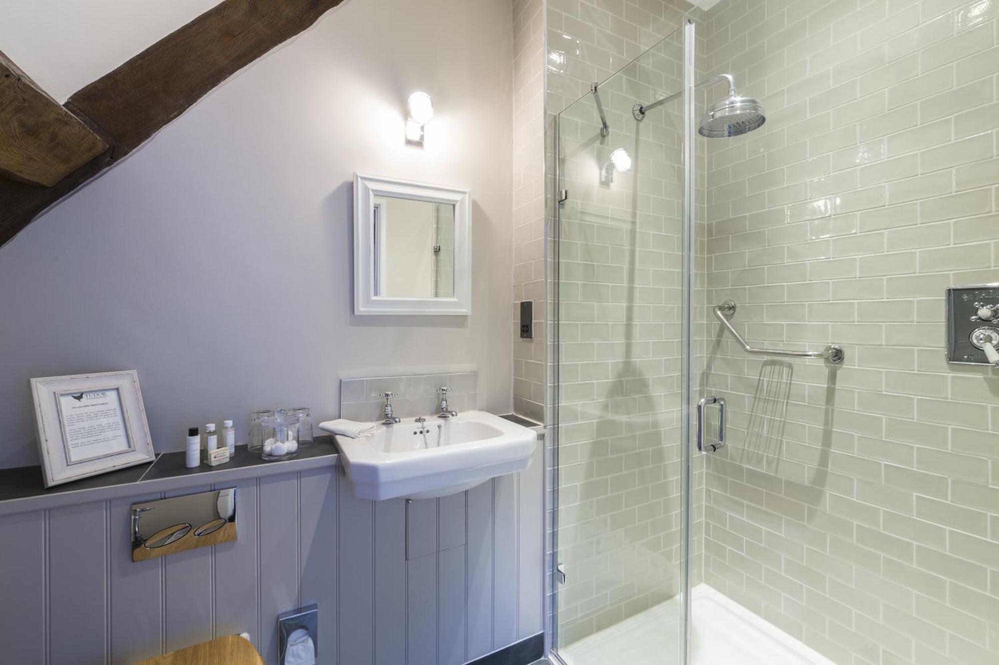 Tudor Farmhouse Hotel Clearwell الغرفة الصورة